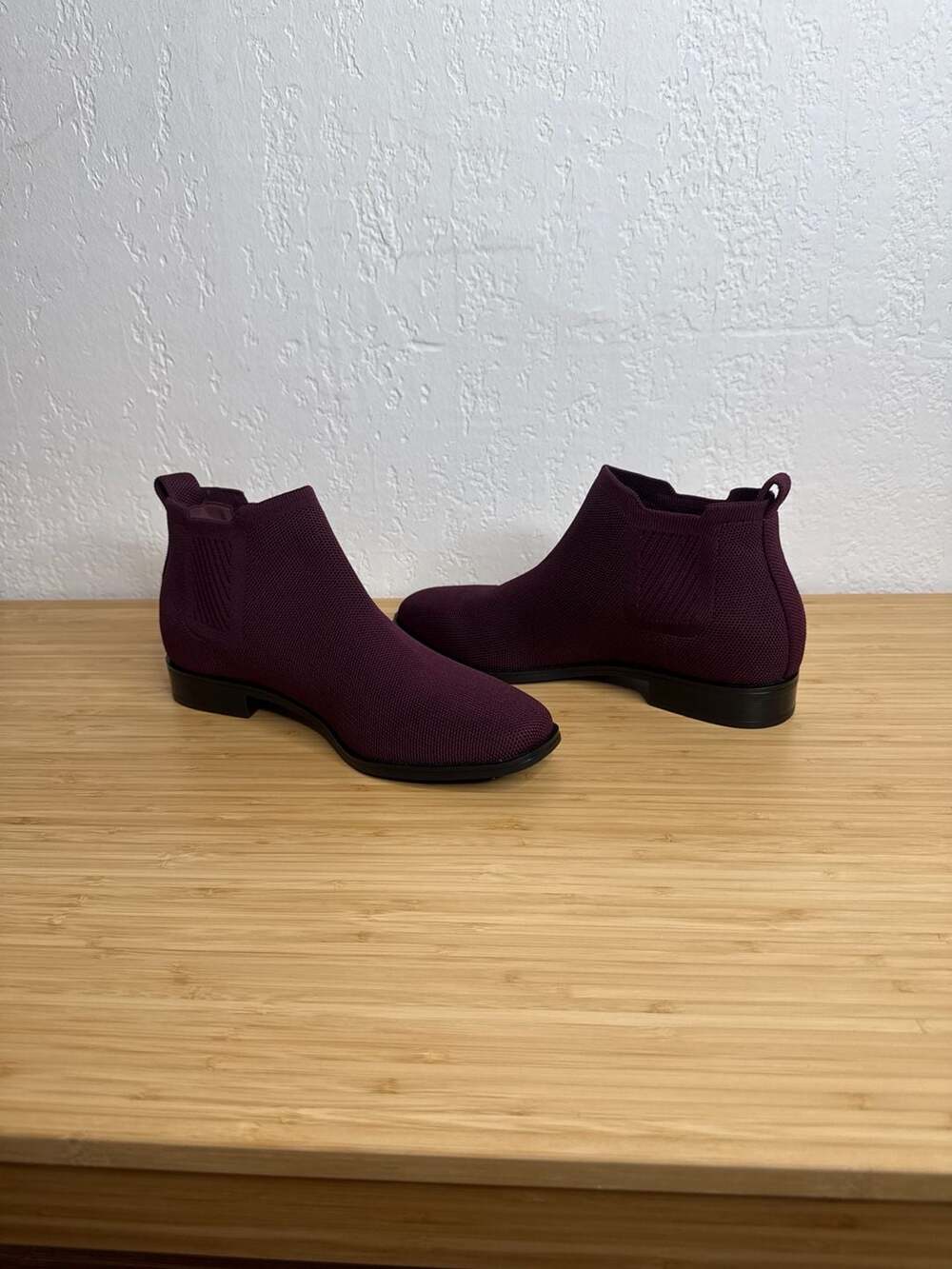 VIVAIA Ryan Pro Water-Repellent Square-Toe Ankle Chelsea Boots in Bordeaux Red